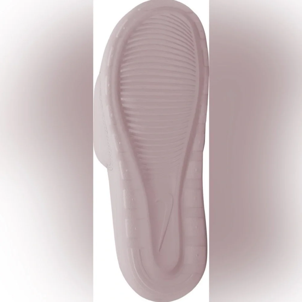 NEW Nike Slides - Picture 4 of 12